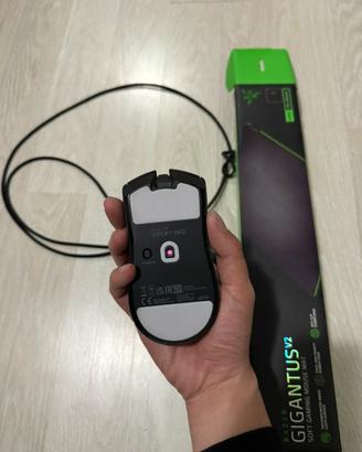 Razer Viper v3 pro + mousepas