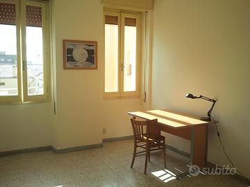 Camere singole per studenti in via Zanfarino