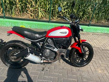 Ducati scrambler 800 patente A2