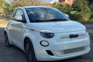 FIAT 500 500e Berlina 42 kWh Icon 118cv