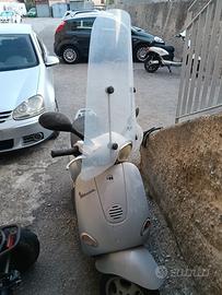 vespa et 4 150 anno 2001