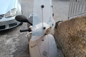 vespa et 4 150 anno 2001