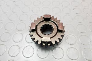 INGRANAGGIO SECONDARIO POLARIS PREDATOR 500 2003 2