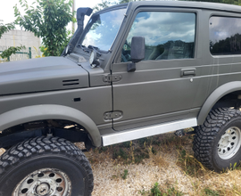 Suzuki Samurai
