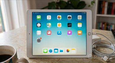 Apple iPad 7ª Generazione  WIFI 32 gb 

