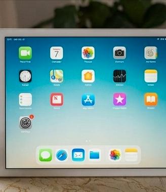 Apple iPad 7ª Generazione  WIFI 32 gb 

