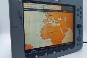 Chartplotter Raymarine E120 PARI AL NUOVO