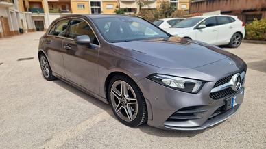 Mercedes-Benz A180 Premium - Automatic AMG