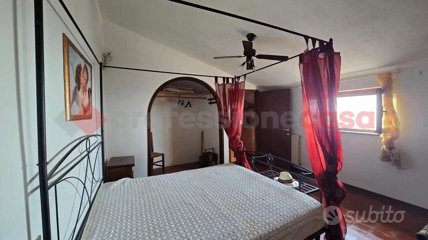 Apartment in Arezzo, Policiano - Altro