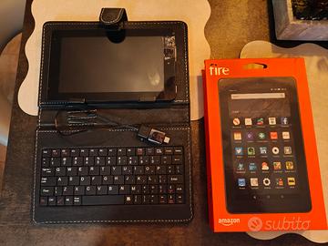 tablet 7 pollici + SD  + TASTIERA+ CARICABATTERIE 