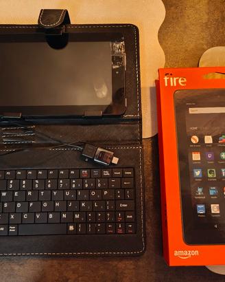 tablet 7 pollici + SD  + TASTIERA+ CARICABATTERIE 