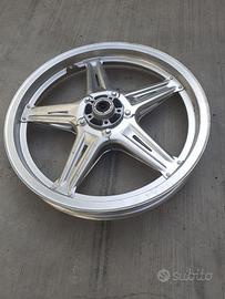 Cerchio anteriore honda diametro 19 cb 750 anno