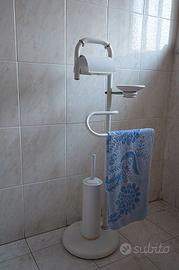 Porta accessori per bidet e porta asciugamani