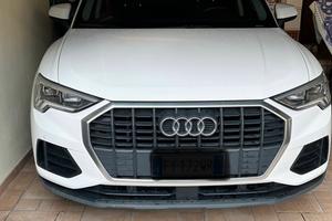 Audi q3 business 35 tdi 110(150) kw  S-TRONIC