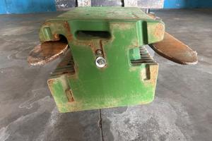 Zavorre JOHN DEERE 50 KG