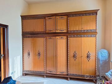 Armadio legno , camera matrimoniale- stile vintage