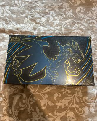 Pakemon box charizard edizione premiun sigillata