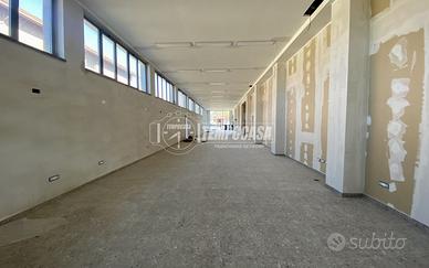 Capannone a Aulla Viale Lunigiana 1 locali