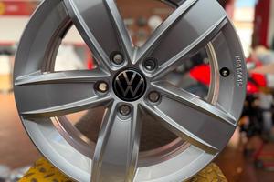 Cerchi in lega originali VW T-ROC DA 16 pollici