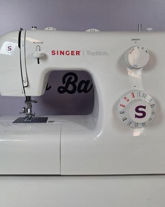 Macchina per cucire Singer Tradition 2263