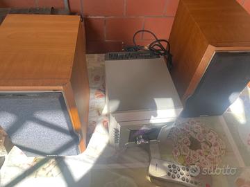 Radio cd Philips con casse telecomando 