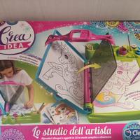 lo studio dell'artista clementoni per disegnare  