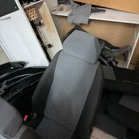 Sedili anteriori Fiat Punto 188