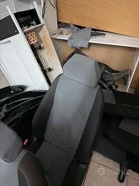 Sedili anteriori Fiat Punto 188