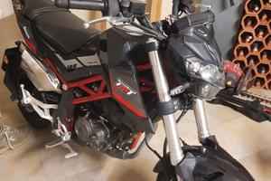 Benelli 125 naked tnt adatto a neopatentati