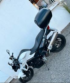 Bmw f800r