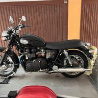 Triumph Bonneville Black