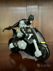 Batman con moto action figure kinder