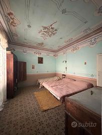 Laconi - casa storica indipendente