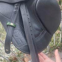 sella pariani misura 16