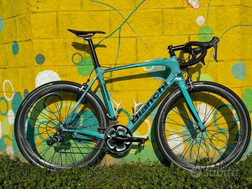 Bianchi Intenso 2017, taglia L, 2x11v, Ruote MAVIC