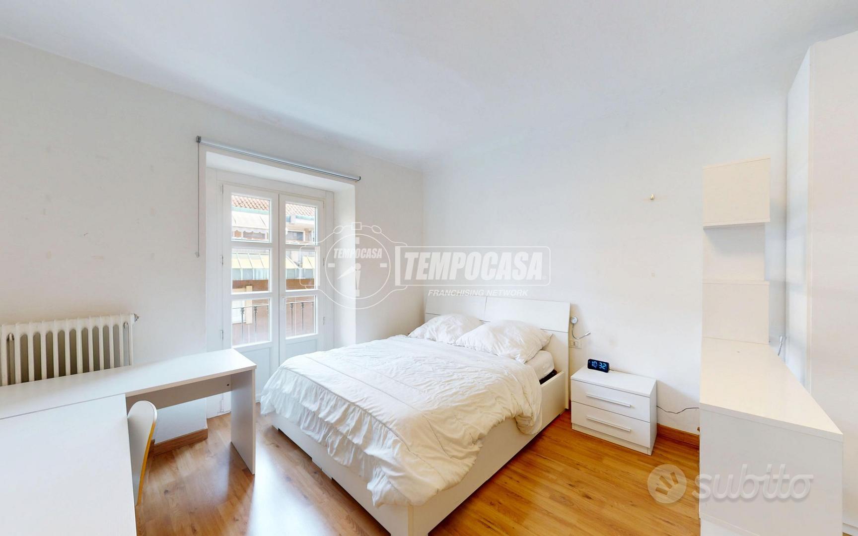 4 LOCALI RISTRUTTURATO IN ZONA CENTRALE! - Vista 2