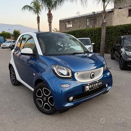 Smart ForTwo 70 1.0 twinamic Prime Tetto