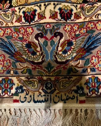 Tappeto isfahan firmato