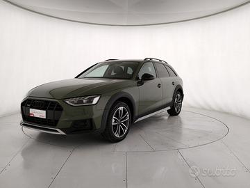 Audi A4 Allroad 40 2.0 tdi mhev Identity Contrast 