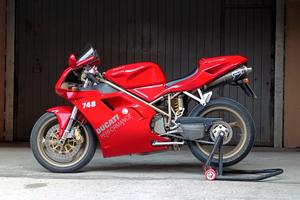 Ducati 748 2000