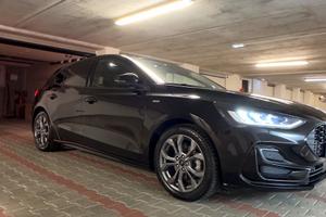 Ford Focus St line