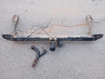 Montante più gancio traino completo