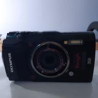 Olympus Tg-5 ÷scafandro e staffa