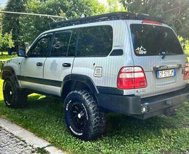 Toyota land cruiser 100