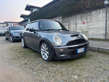 Mini Cooper S R53 da sistemare 