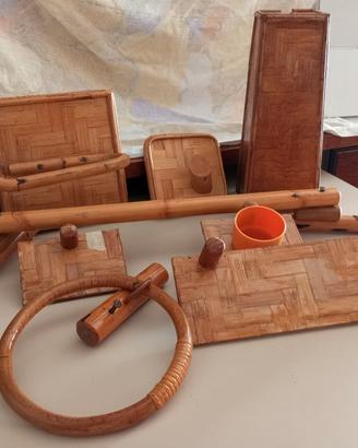 Arredo per bagno in bambu