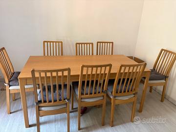 Tavolo Ikea allungabile con sedie