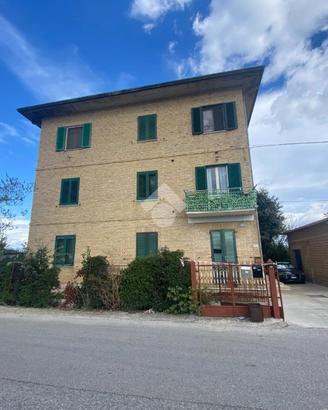 4 LOCALI A BASTIA UMBRA
