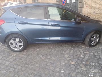 Ford Fiesta 1000 benzina hibrida 125cv