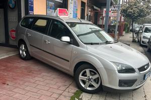 Ford focus anno 2007  1600 diesel